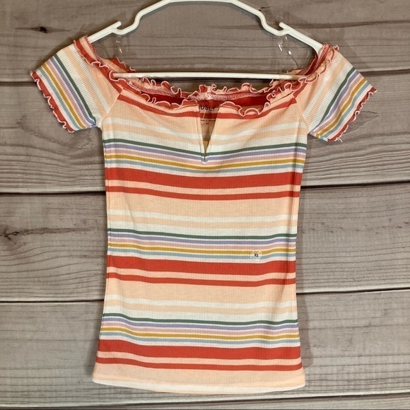 AERO seriously soft striped off the shoulder top. - Picture 1 of 9